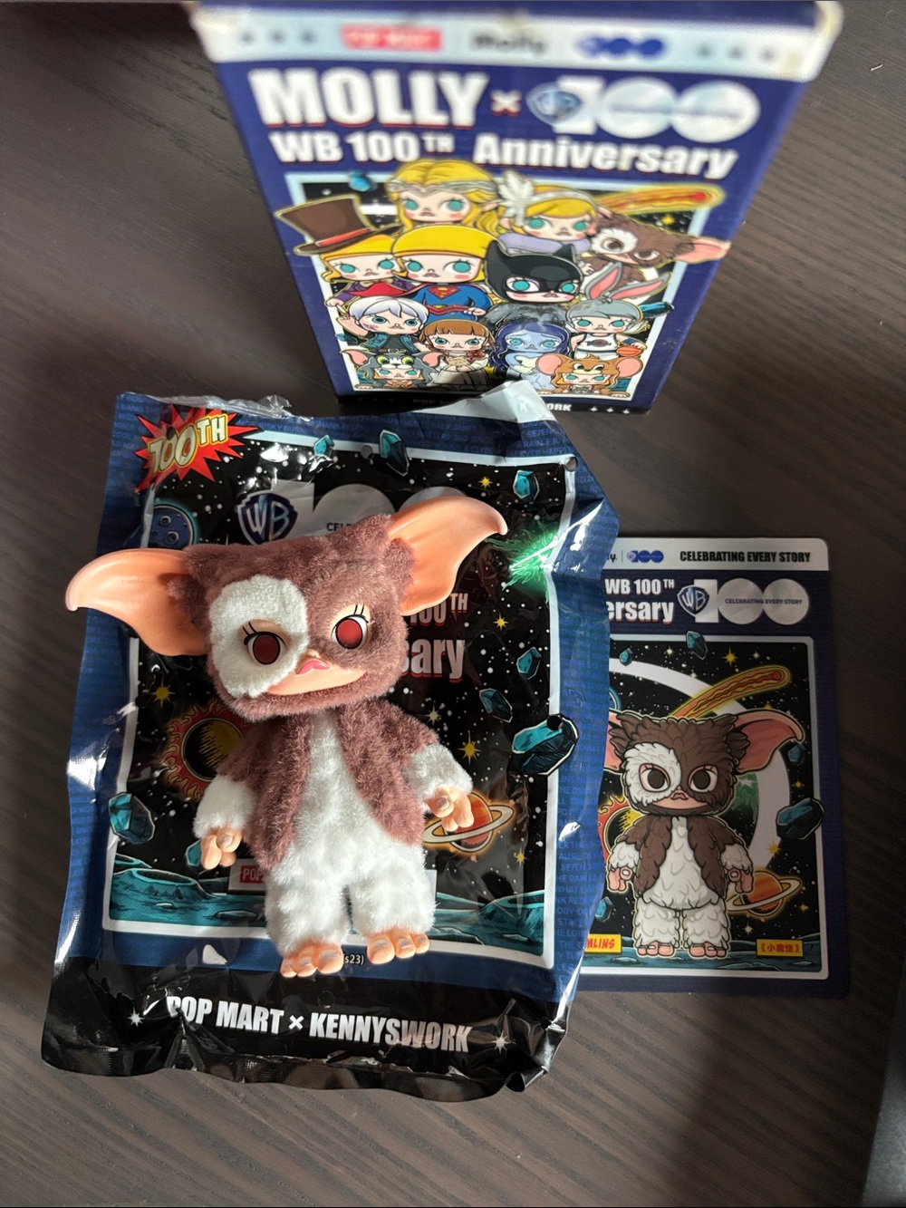 Molly x WB 100th Anniversary Gremlins Gizmo  Figure - Brown & White